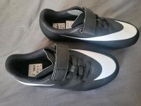 Fussball Schuhe Neu Größe 33 Nike Rheinland-Pfalz - Landstuhl Vorschau