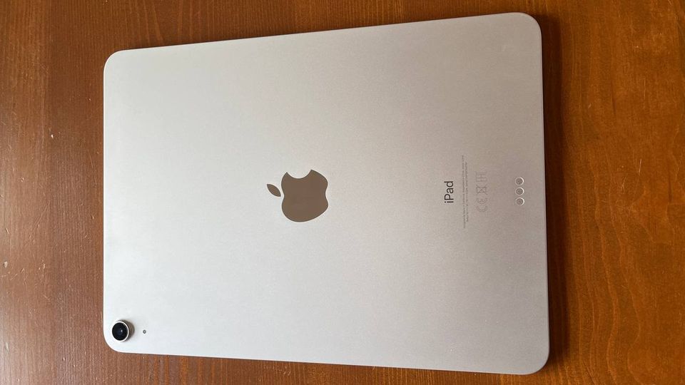Apple iPad Air 4. Generation (Wifi) + Apple Magic Keyboard in Brandenburg an der Havel