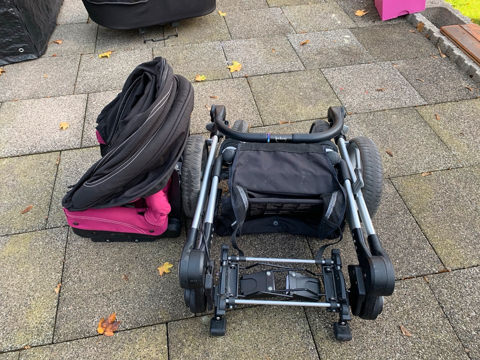 Superschöner Kinderwagen 3 in 1 in Essen