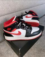 NIKE AIR JORDAN 1 RETRO MID GS WHITE GYM RED BLACK 38,5 Wandsbek - Hamburg Rahlstedt Vorschau