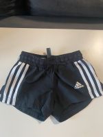 Adidas Hose kurz 3-4 Jahre Saarland - Quierschied Vorschau