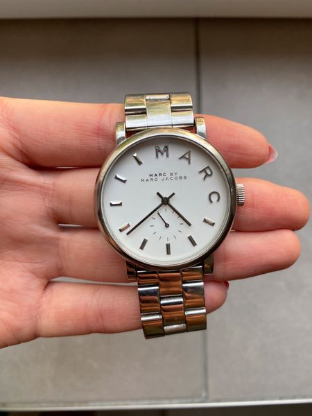 Silber Marc Jacobs Uhr Damen in Friedrichshain-Kreuzberg - Friedrichshain |  eBay Kleinanzeigen ist jetzt Kleinanzeigen