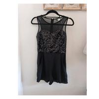 Schwarzer Pailletten Jumpsuit mit Mesh Größe 36 Kr. Passau - Passau Vorschau