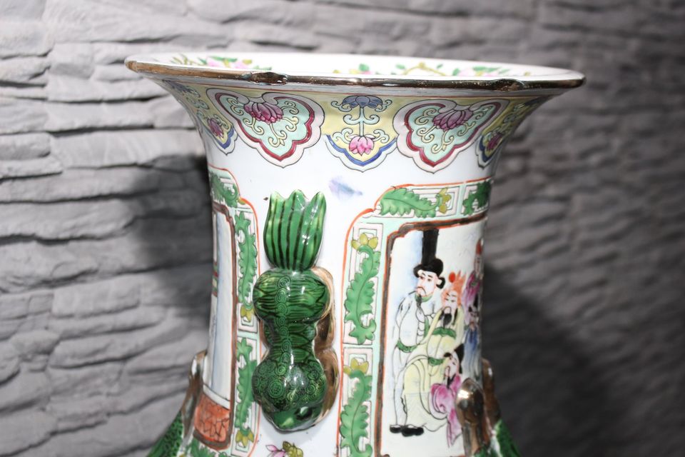 alte China Vase Bodenvase, gemarkt. 92cm Höhe in Wörth am Rhein