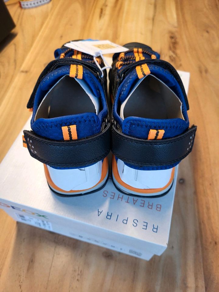 Geox Borealis Trekkingsandalen Sandalen Blau/Orange Gr.33 Neu in Wuppertal