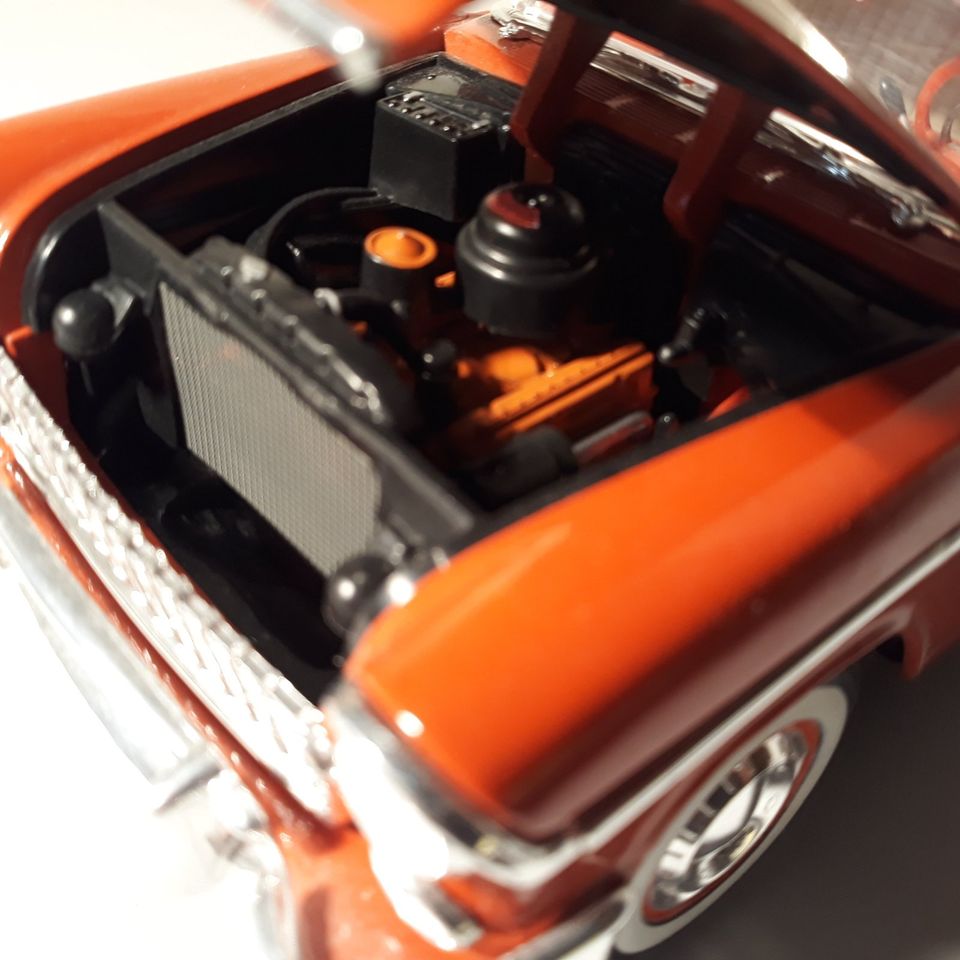 1955 Chevrolet Nomad 1:18 Maisto in Borgsdorf