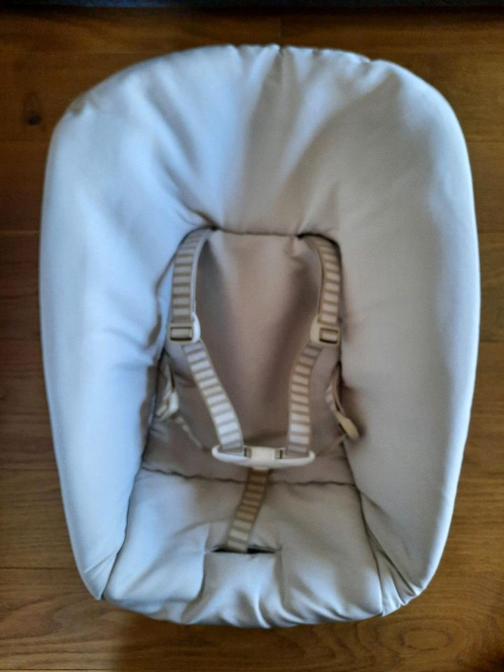 STOKKE Tripp Trapp Newborn Set, Babyschale für Hochstuhl in Deggendorf