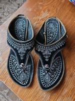 Damen Zehensandale original aus Indien Brandenburg - Guben Vorschau