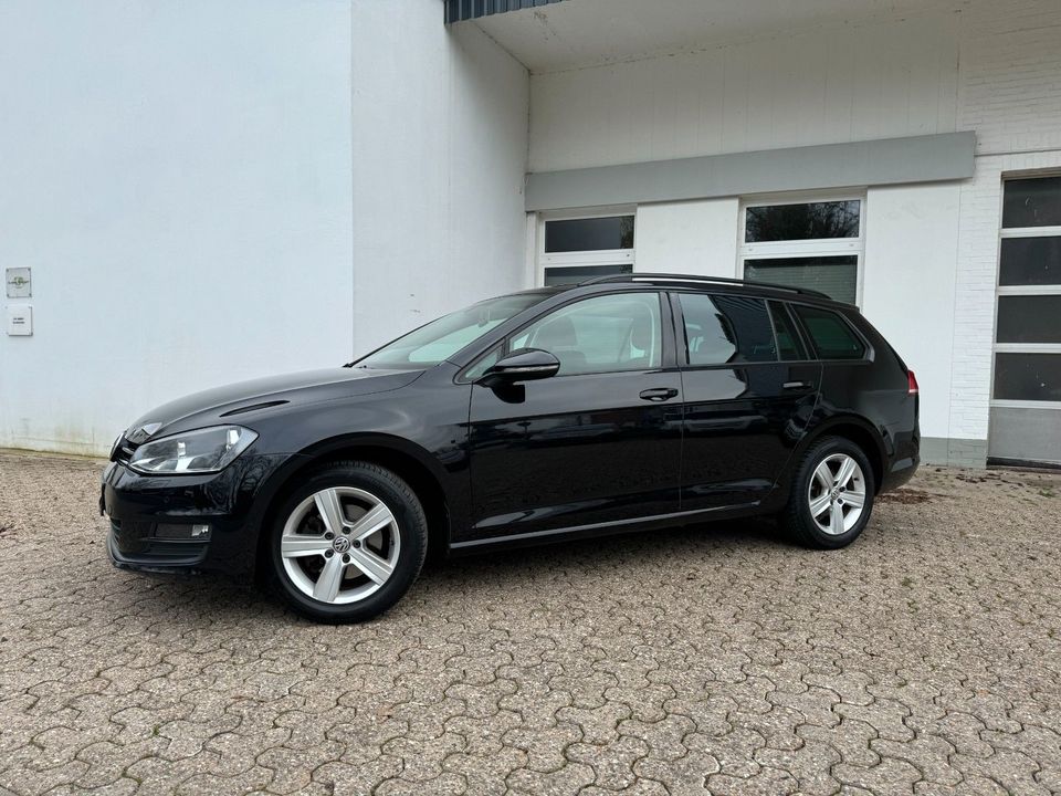 Volkswagen Golf VII 2.0 TDI Variant Comfortline BMT Navi in Brake (Unterweser)