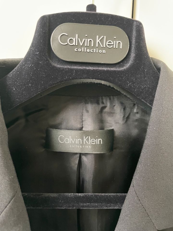Calvin Klein Jacket / Blazer schwarz 38 in Beselich
