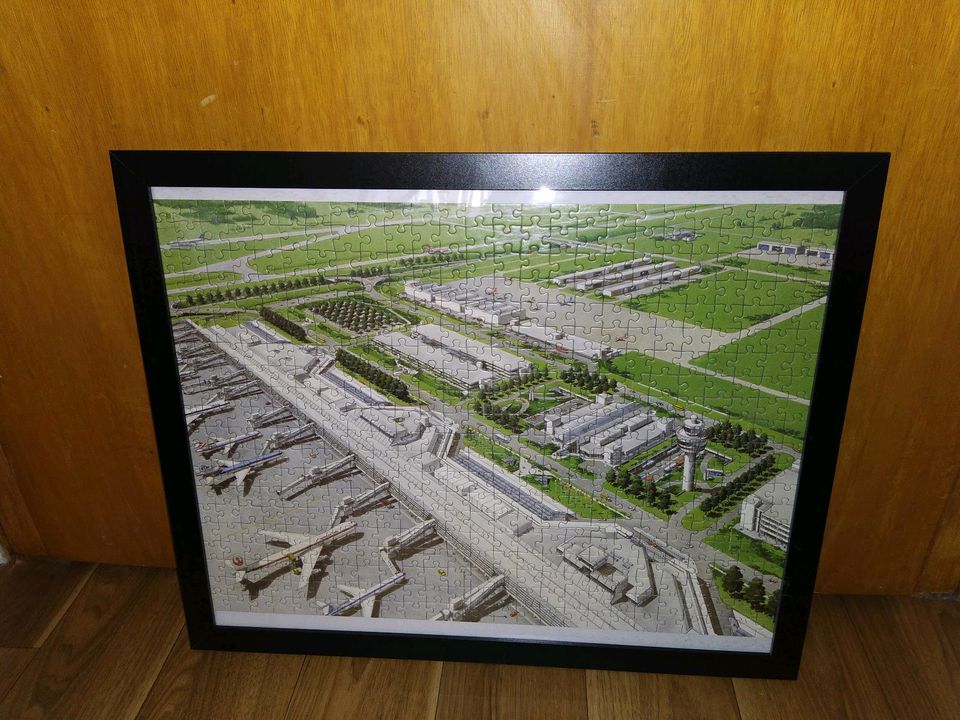 Puzzlebild Puzzle mit Rahmen Bild Flughafen in Kirchhain