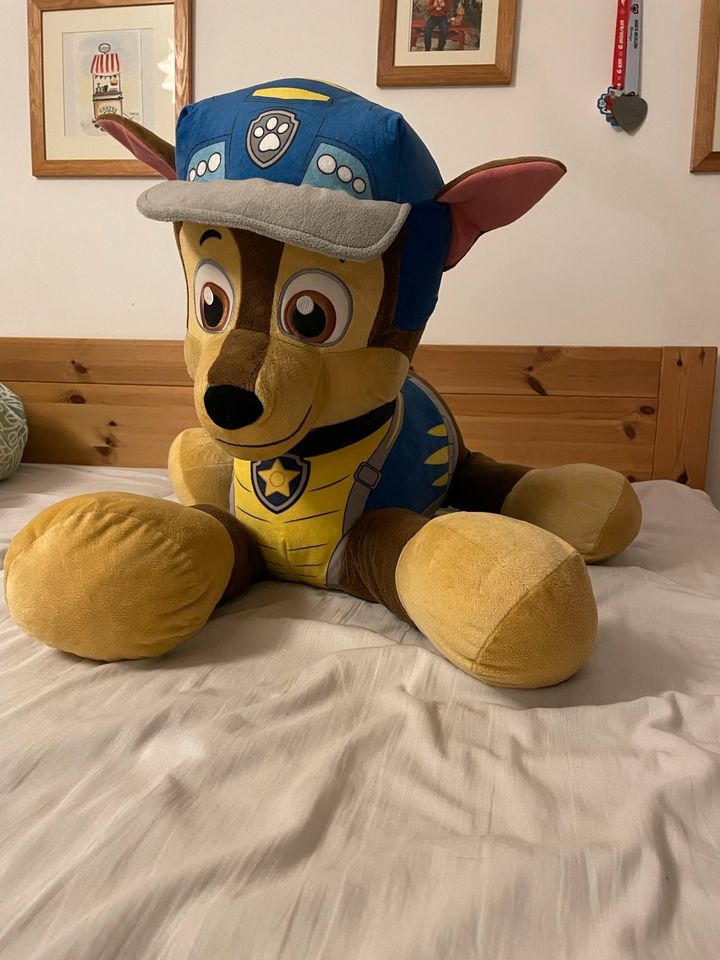 Chase Paw Patrol Kuscheltier XXL in Kiel