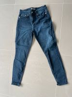 Drykorn Jeans dunkelblau Gr. 29/34 Hessen - Mörfelden-Walldorf Vorschau