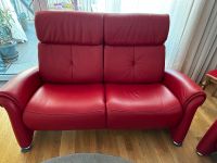 2,5 Sitzer Leder Sofa rot 2 Sitzer auch im Set Hessen - Karben Vorschau