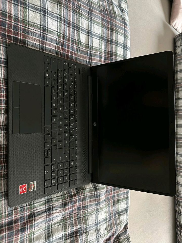 HP Laptop AMD Ryzen 5 in Meißen