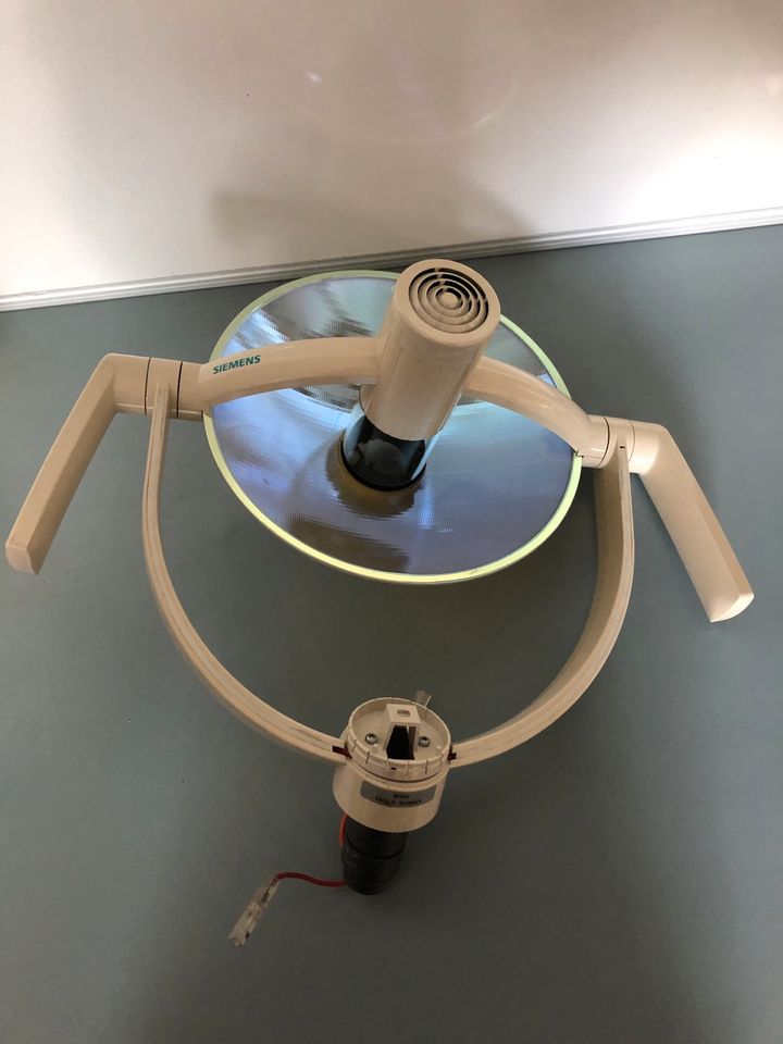 Siemens Sirona Sirolux Fantastic OP-Lampe OPLeuchte 4709072 D3282 in Herrenberg