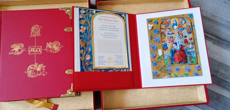 Vatikan Bibel - Die goldene Bibel in Bergen