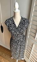 ❤️ COMMA Damen Jersey-Sommer-Wickel-Kleid in schwarz-weiß Gr. 36 Hamburg - Bergedorf Vorschau