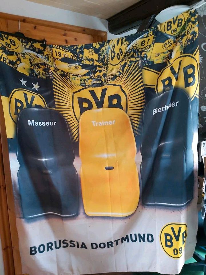 BVB Fanartikel Borussia Dortmund Sofaüberwurf Fahne Flagge in Göttingen