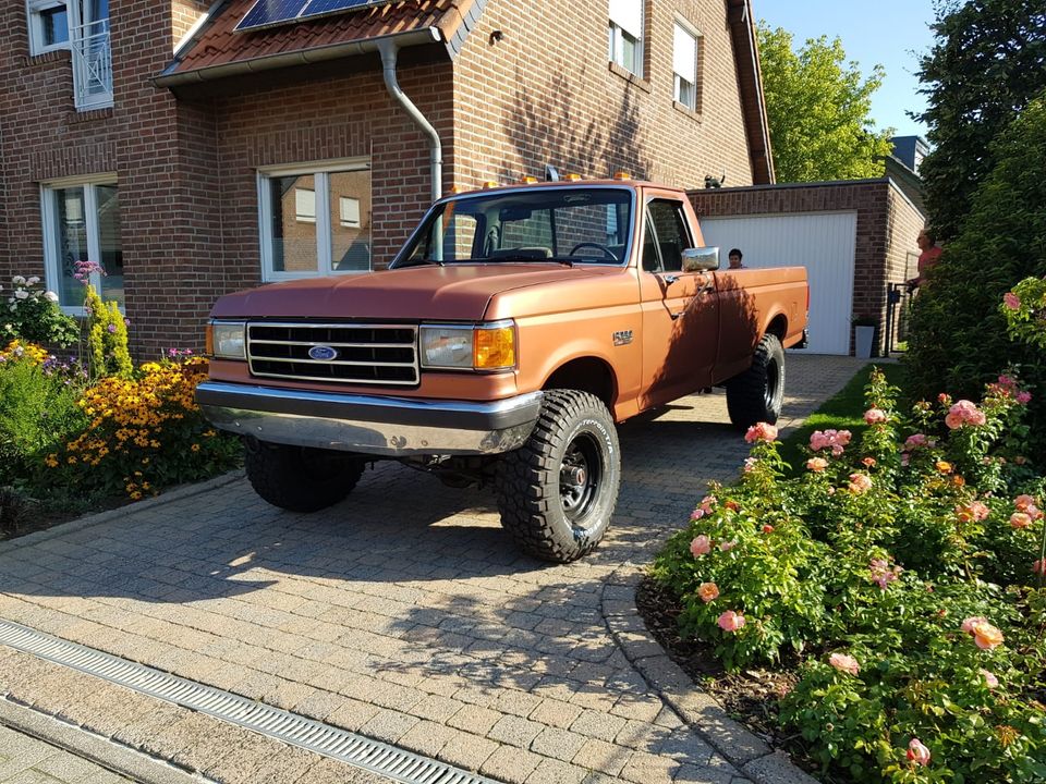 Ford F250 XLT Lariat in Wachtendonk