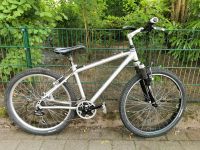 Mountainbike,Dirt Bike,26",Deore LX,Alubike, kl. 41cm Rahmen Altona - Hamburg Lurup Vorschau