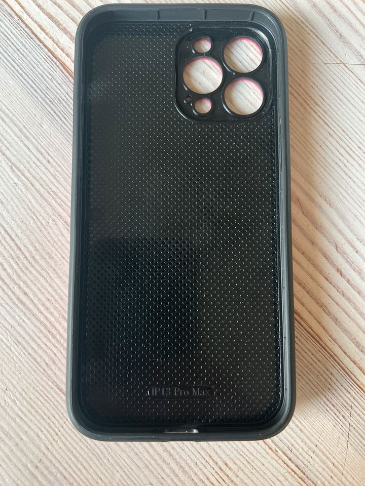 iPhone 12,13 Pro Max Case Hülle Handyhülle inkl Versand in Ostenfeld (Husum)