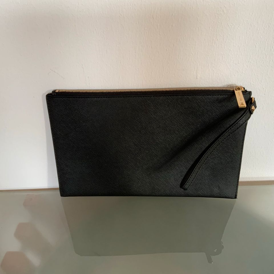 Michael Kors Pochette schwarz in Hannover