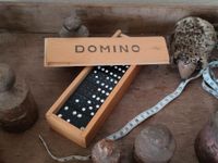 Altes Domino Spiel in Holz Schatulle brocante Nordrhein-Westfalen - Lippstadt Vorschau