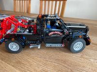 Lego Technic 9395 Technik sehr guter Zustand Abschleppwagen Niedersachsen - Upgant-Schott Vorschau