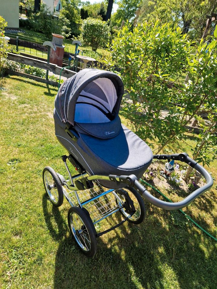 ☆Wunderschöner Knorr Kinderwagen Classico☆ in Groß Kreutz