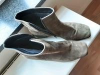 ARA Wildleder-Stiefelette Gr.39, Olive-Farben, Top Zustand Nordrhein-Westfalen - Kerpen Vorschau