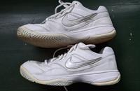 Nike Lederturnschuhe. Gr. 38 Weiß, gebraucht, aber völlig in Ordn Brandenburg - Oranienburg Vorschau