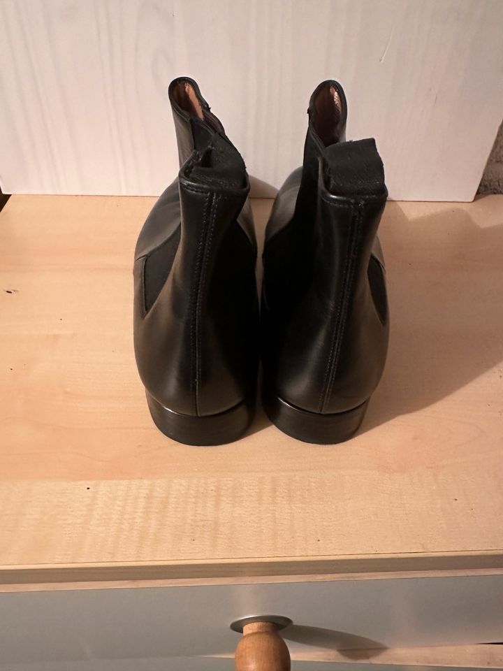 Tommy Hilfiger Schuhe Größe 45 in Frankfurt am Main