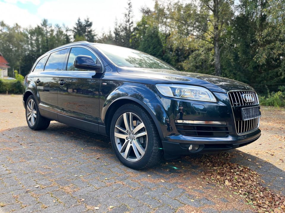 AUDI Q7 LEDER KAMERA AHK in Soltau