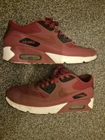 Nike Schuhe 42,5 rot Bremen - Blumenthal Vorschau