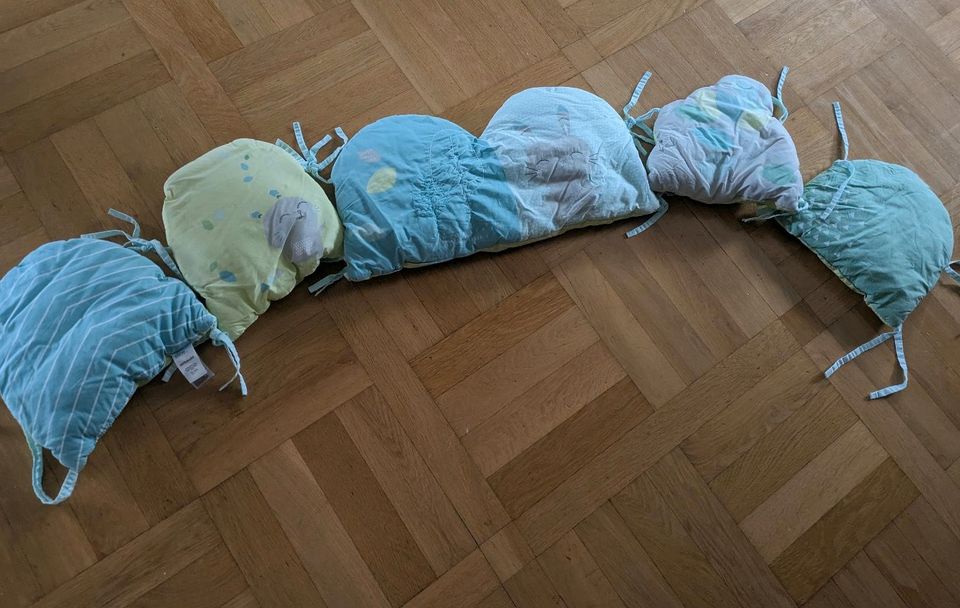 Bettumrandung / Nestchen Babybett in Sinzing