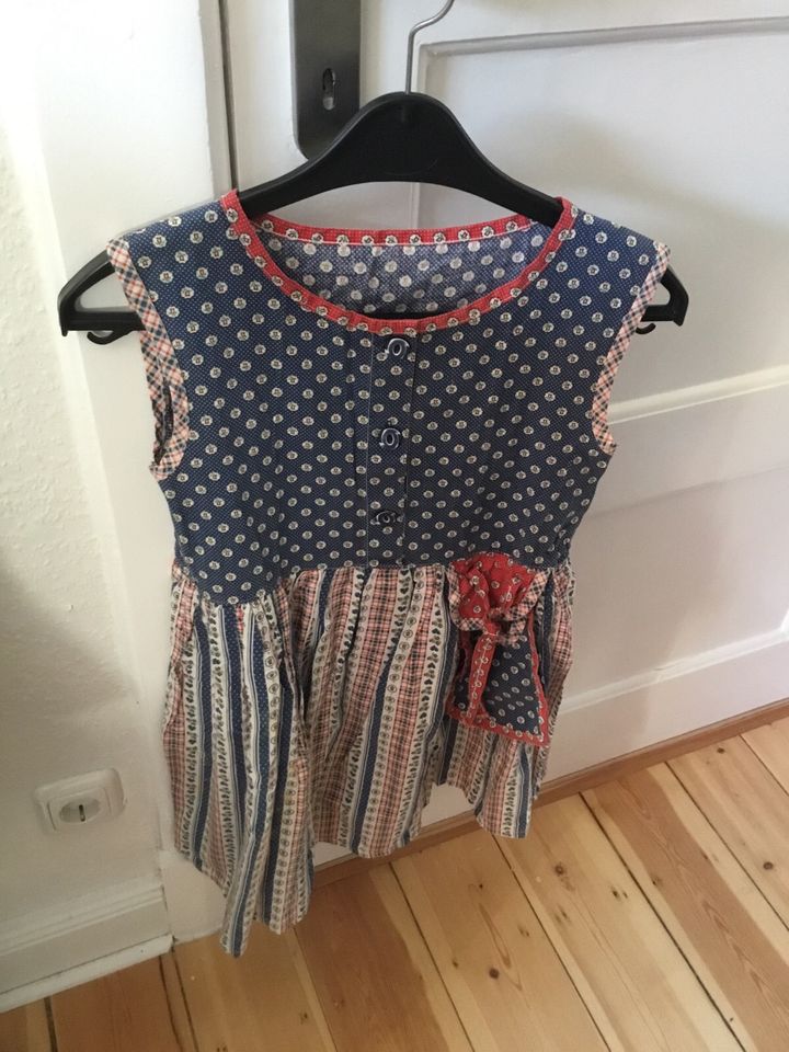 Schönes, hochwertiges Kleid / Trägerrock mit abnehmbarer Tasche in Kiel