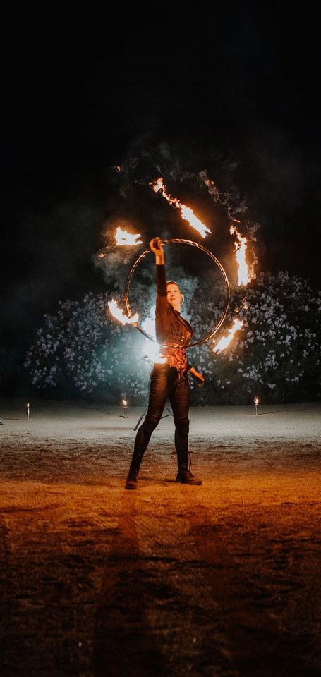 Personalisierte Feuershow oder Lichtshow für Privatfeiern in Wandlitz