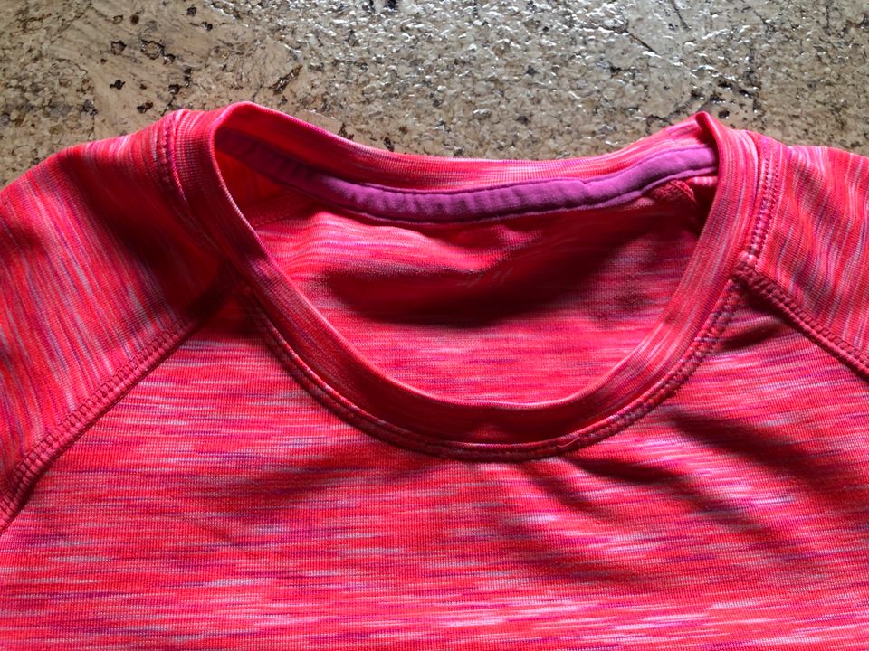 ❤️ H&M Mädchen Sport Shirt Gr.128 134 140 Neon rosa in Nürnberg (Mittelfr)