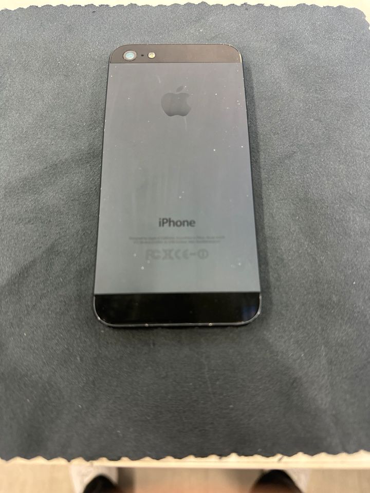 iPhone 5 16Gb in Köln