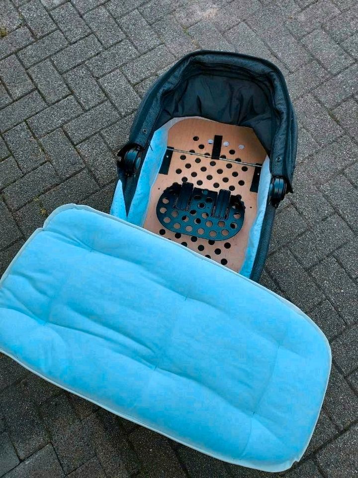 Kinderwagen Emmaljunga nxt 90, Babyschale, Sportw., inkl. Zubehör in Buchenbach