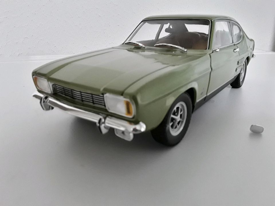 Ford Capri 1700 GT 1969 von Minichamps 1:18 in Cornberg Hessen