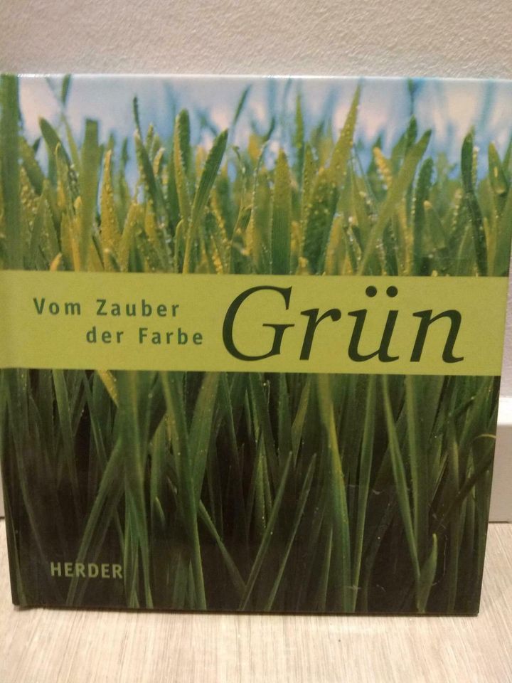 Vom Zauber der Farbe Grün - Meditatives Bilderbuch in Kamp-Lintfort