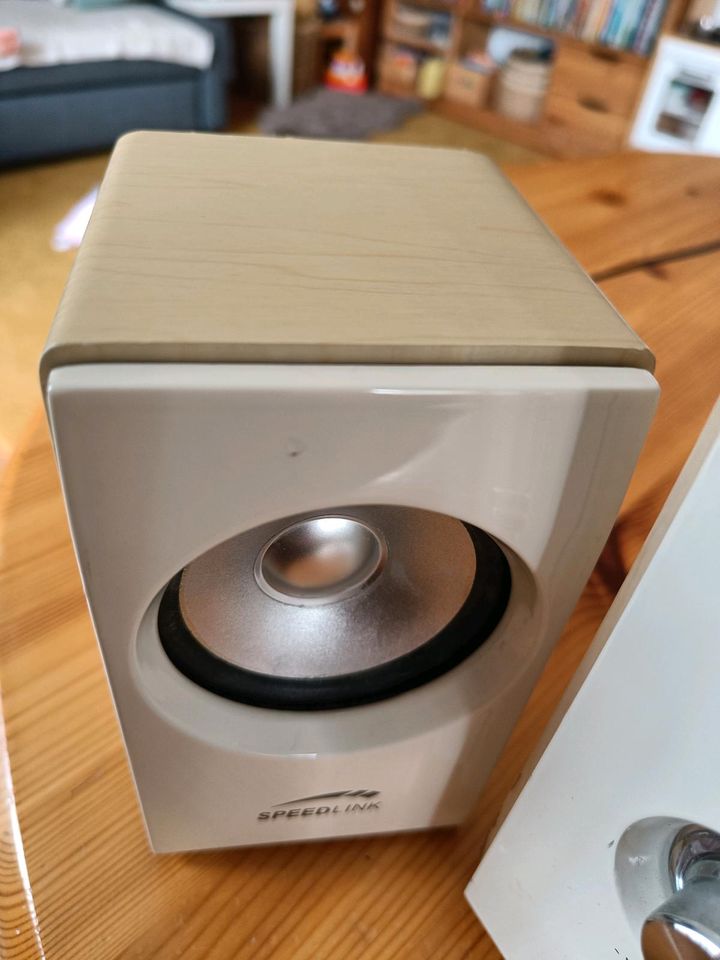 Speedlink VIVObSubwoofer 2.1 Sytem in Göttingen