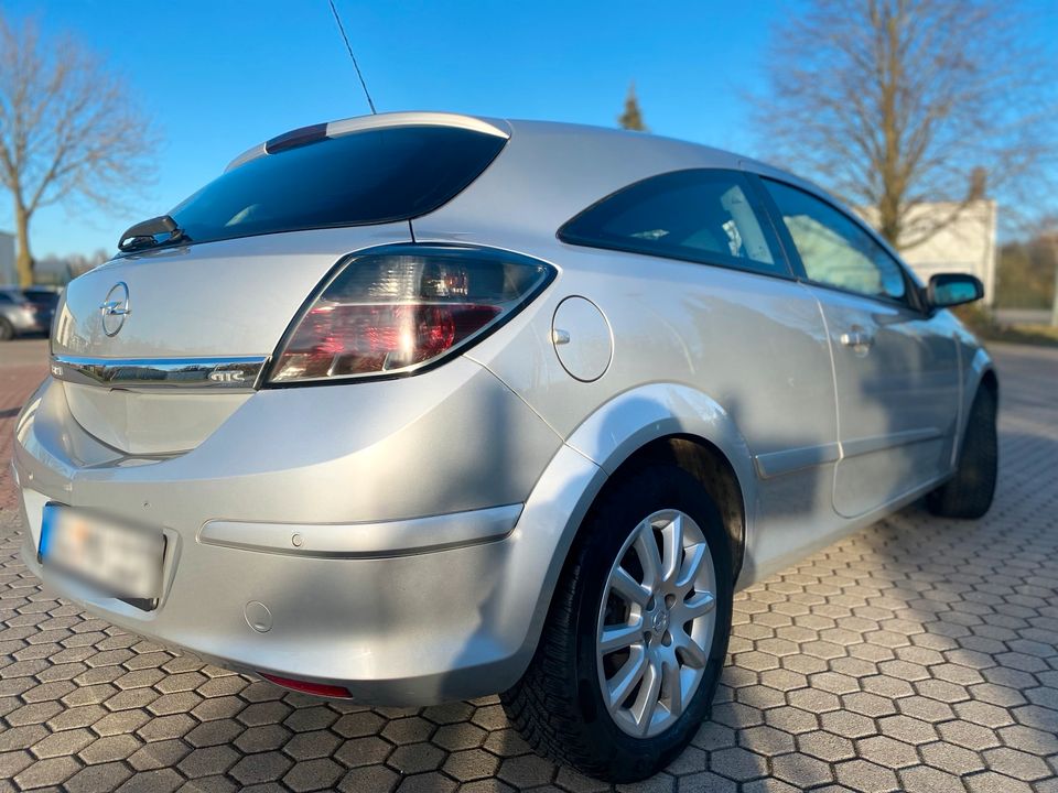 Opel Astra GTC 1.6 in Oldenburg