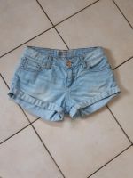 Kurze Hose, Jeans,  Shorts, Amisu,  hellblau,  Größe XS Bayern - Oberdachstetten Vorschau