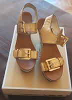 Stylische Michael Kors Leder Keilabsatz Plateau d.g.38,5 f.NEU Berlin - Schöneberg Vorschau