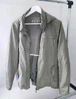 s.Oliver weiche Jacke in Khaki / Olivgrün Größe 42 Thüringen - Rudolstadt Vorschau