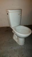 Toilettenschüssel  mit Spülkasten GANZ NEU Nordrhein-Westfalen - Oberhausen Vorschau