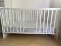 Roba Baby/Kinderbett mit Träumeland Airkiss Matratze München - Schwabing-West Vorschau